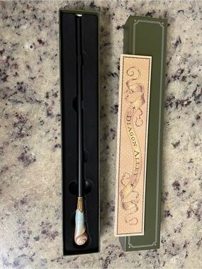 Queenie Goldstein Wand Fantastic Beasts Universal collector box map collector